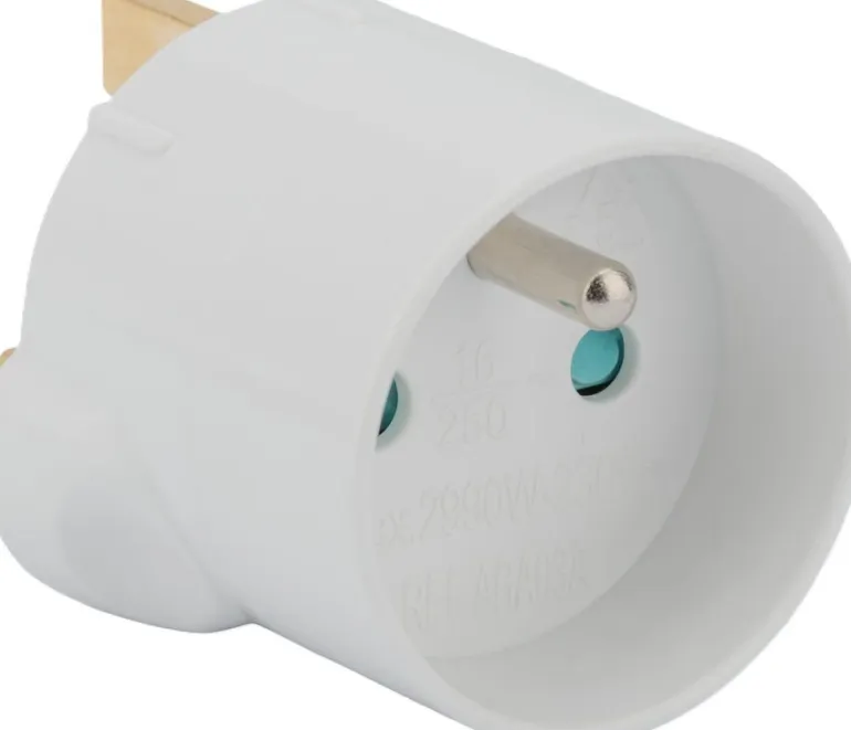 Adaptateur France-Royaume Uni Blanc 13A 250V ZENITECH