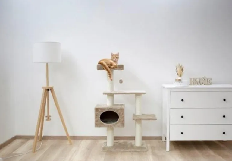 Arbre à chat Emmy 133 cm beige