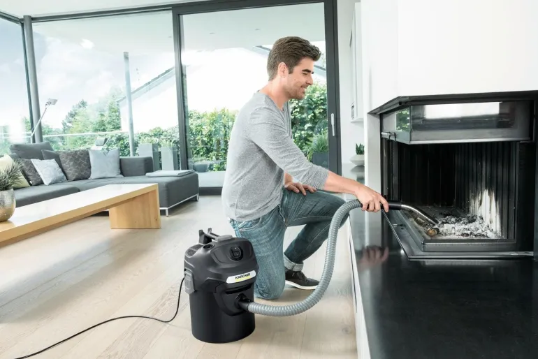 Aspirateur cendres et poussières AD2 KARCHER