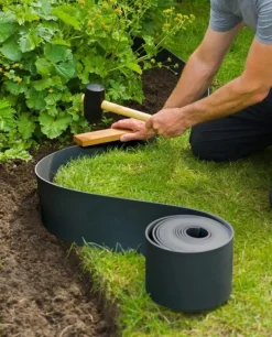 Bordure PE recyclée 10M H7.5 épaisseur 3mm NOIR