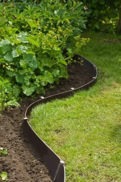 Bordure PE recyclée 10M H7.5 épaisseur 3mm NOIR