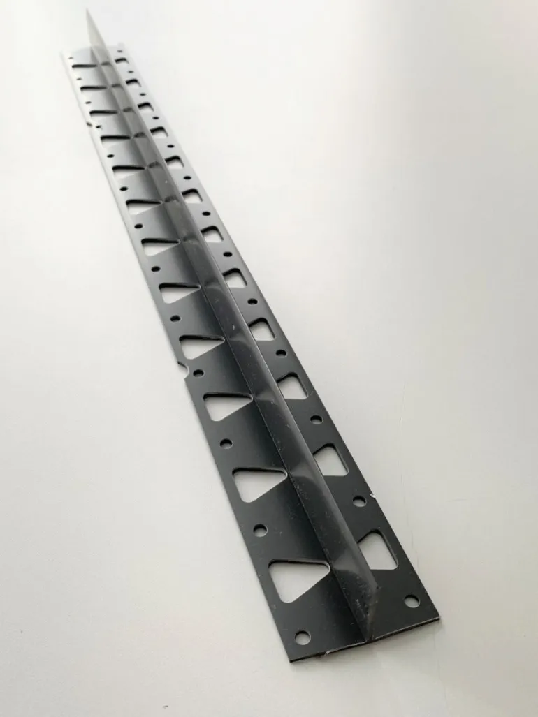 Bordure Tcourb' PVC gris anthracite 30mm 2m
