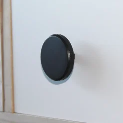 Bouton plat industriel Ø48 mm en fer noir mat x2