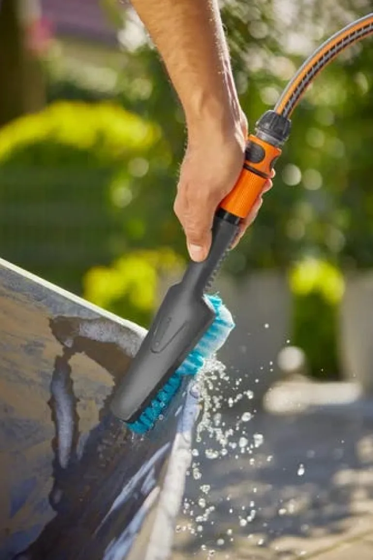 Brosse de lavage à main S dure Cleansystem GARDENA