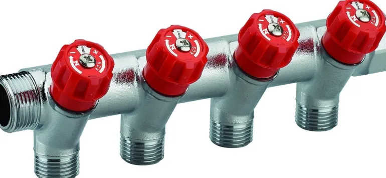 Collecteur robinet rouge M-F 20x27 - 4 départs Mâle 15x21