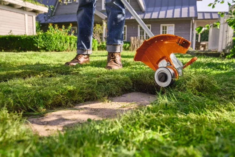 Coupe-bordures FSA 50 (produit seul) STIHL