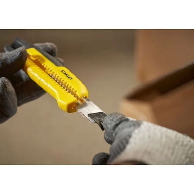 Cutter 18 mm Quick Snap STANLEY