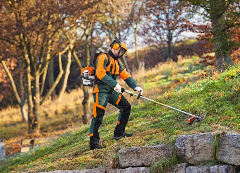 Débroussailleuse à dos thermique FR 460 TC EFM STIHL