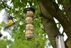 Distributeur à suspendre pour boules de graisse noir