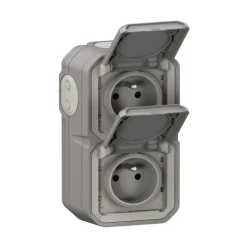 Double prise étanche précâblée à volet Plexo 16A 250V