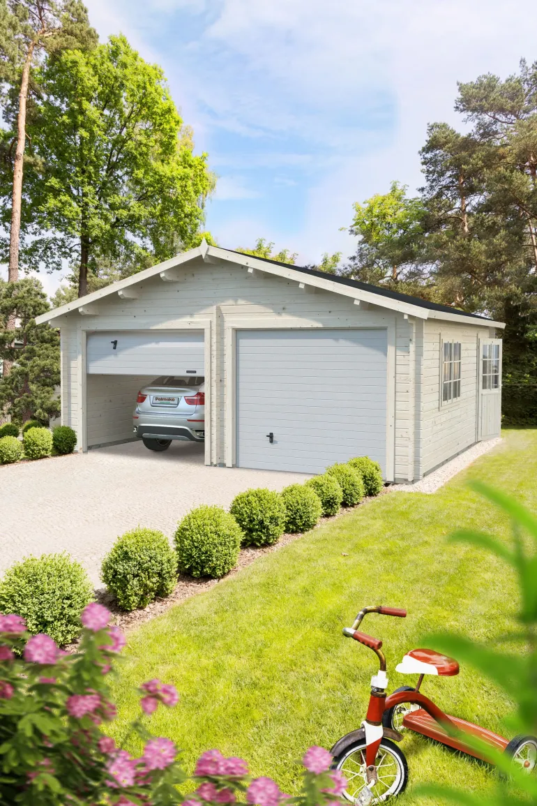 Garage Roger en bois blanc à porte sectionnelle 28,40 m²