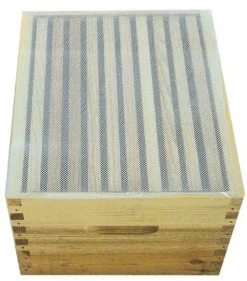 Grille à propolis souple Dadant/Langstroth 50 x 43 cm