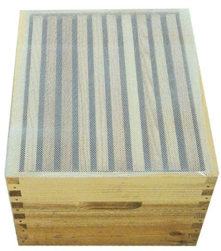 Grille à propolis souple Dadant/Langstroth 50 x 43 cm