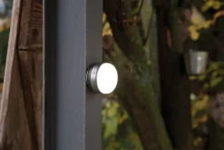 Lampe portable LED polyvalente