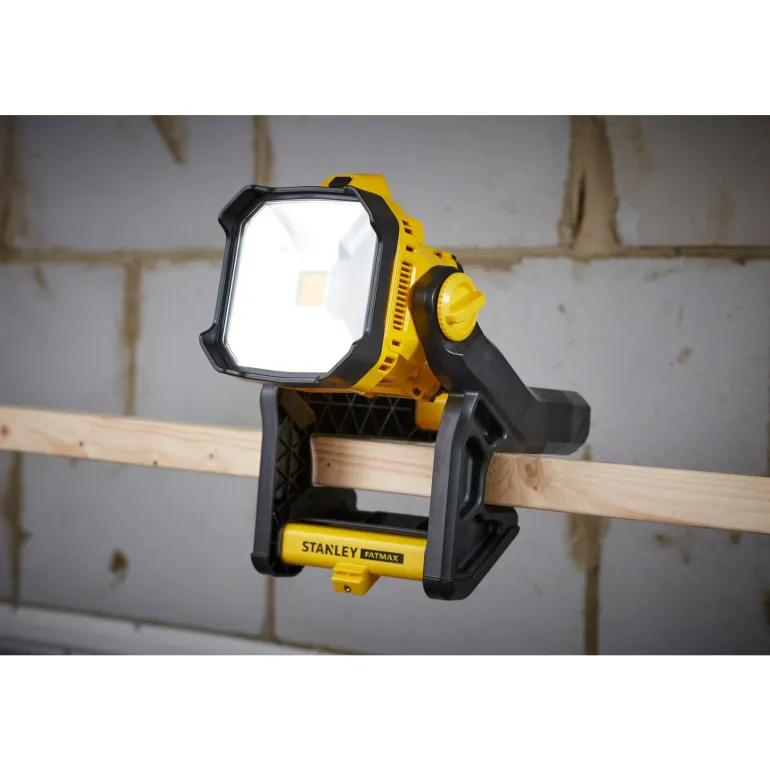 Lampe projecteur V20 Lithium 18V sans batterie STANLEY