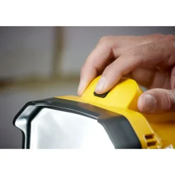 Lampe projecteur V20 Lithium 18V sans batterie STANLEY