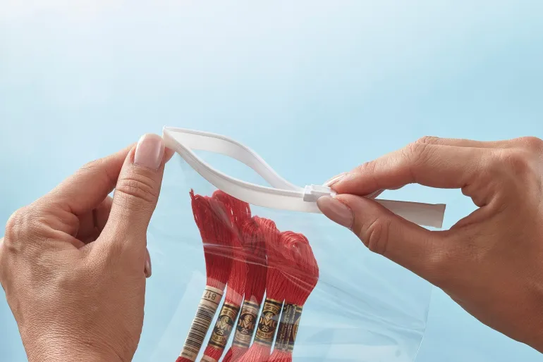 Lot de 20 sachets d'emballage avec curseur 10x8 cm