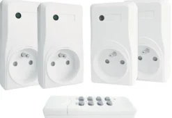 Lot de 4 prises télécommandées avec télécommande