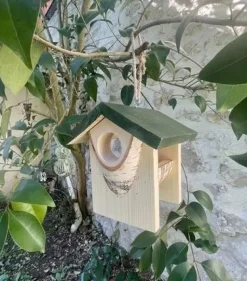 Mangeoire en bois Hut pour les oiseaux de la nature