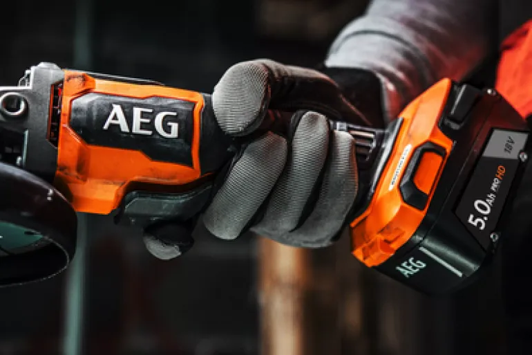Meuleuse d'angle 125mm brushless 18V AEG