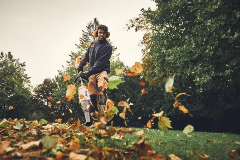 Moteur CombiSystème à batterie KMA200R (produit seul) STIHL