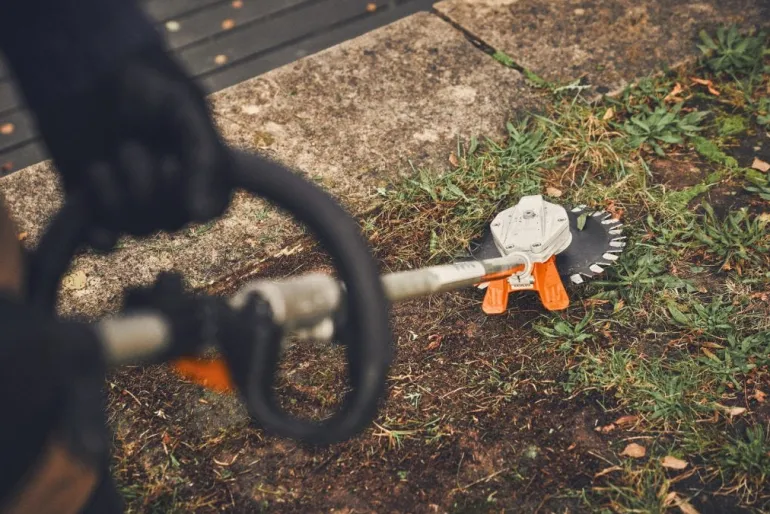 Moteur CombiSystème à batterie KMA200R (produit seul) STIHL