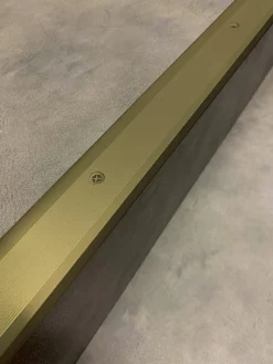 Nez de marche strié alu titium 3,6x1,8x170cm
