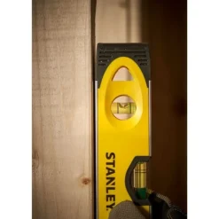 Niveau torpedo 25cm alu magnétique LS6 STANLEY