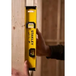 Niveau profilé BASIC I-BEAM 30 cm STANLEY