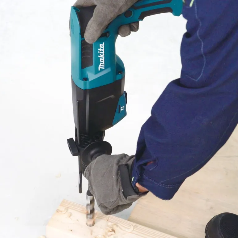 Perfo-burineur SDS-Plus LED 800W 26 mm 3.0J MAKITA