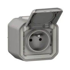 Prise de courant avec terre étanche à volet Plexo 16A 250V