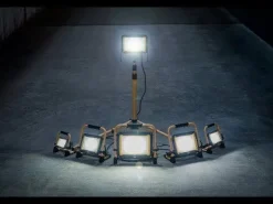 Projecteur LED portable JARO 2010 MA 2200lm