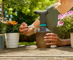 Pulvérisateur sur batterie à gâchette EasyPump 1L GARDENA
