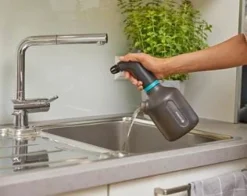 Pulvérisateur sur batterie à gâchette EasyPump 1L GARDENA