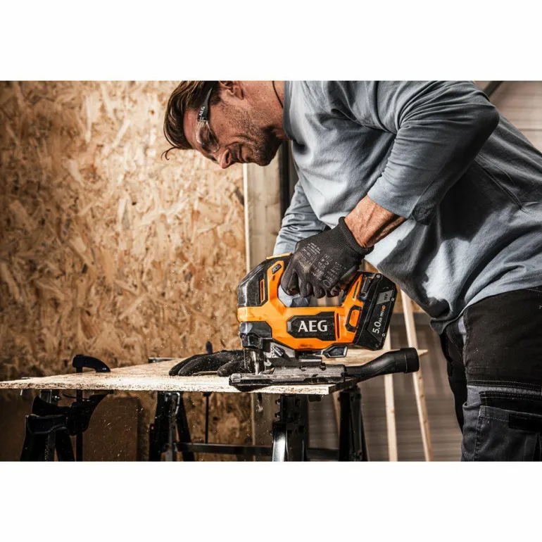Scie sauteuse brushless 18V AEG