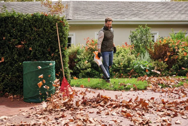 Souffleur à batterie BGA 50 36V - vendu seul STIHL