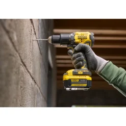 Starter kit chargeur V20 2A + 1 batterie 18V 4Ah STANLEY