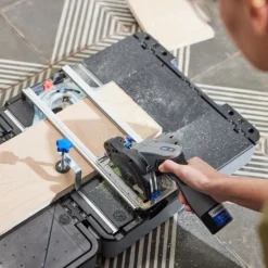 Station de sciage mobile Blueprint 12V complète DREMEL