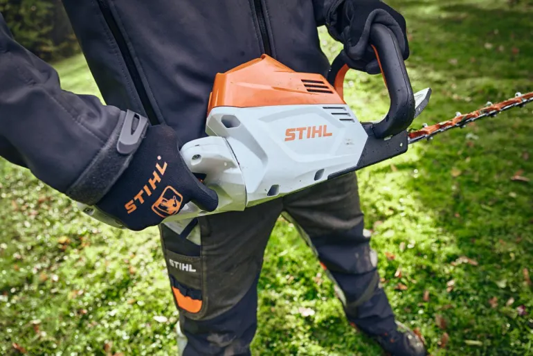 Taille-haie à batterie 600mm HSA 100 (produit seul) STIHL