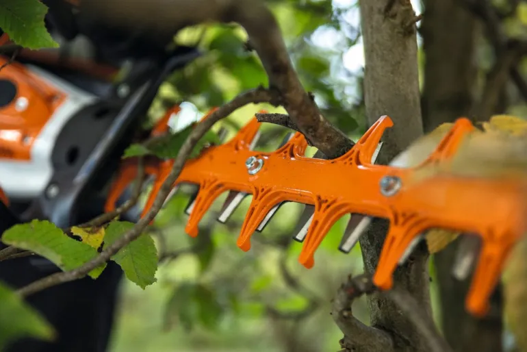 Taille-haie à batterie 600mm HSA 130 R (produit seul) STIHL