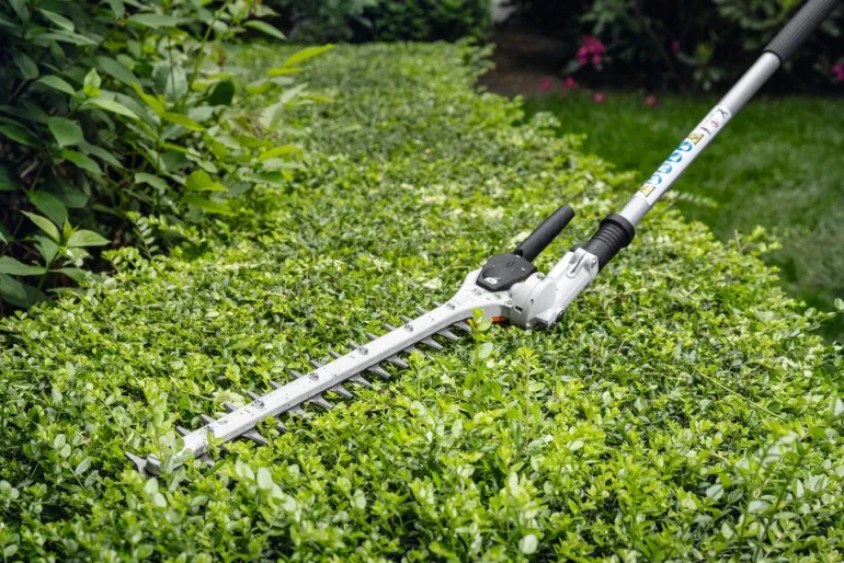 Taille-haie sur perche HL-KM 145° 600 mm STIHL