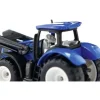 Tracteur New Holland avec fourche à palette