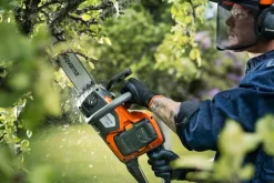 Tronçonneuse à batterie 215i (produit seul) HUSQVARNA