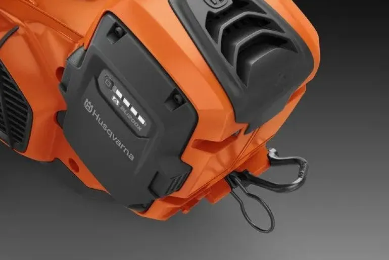 Tronçonneuse à batterie T542i XP SP21G (produit seul)